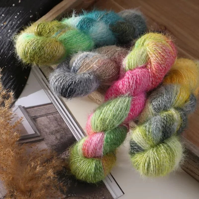 Filato Lana Multicolore Sfumato – Gomitolo Gradient per Maglieria e Uncinetto