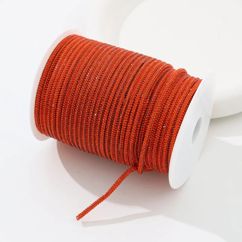 Corda in Cotone con Strass in Vetro 4 mm – 5 Metri Applicabile con Ferro o Cucitura per Abiti, Borse e Scarpe