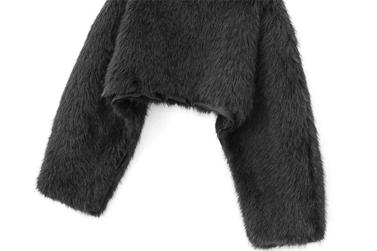 Maglia donna effetto pelliccia corta con girocollo