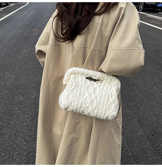 Borsa Crochet Donna Invernale – Crossbody Tricot con Catena e Texture Maglia