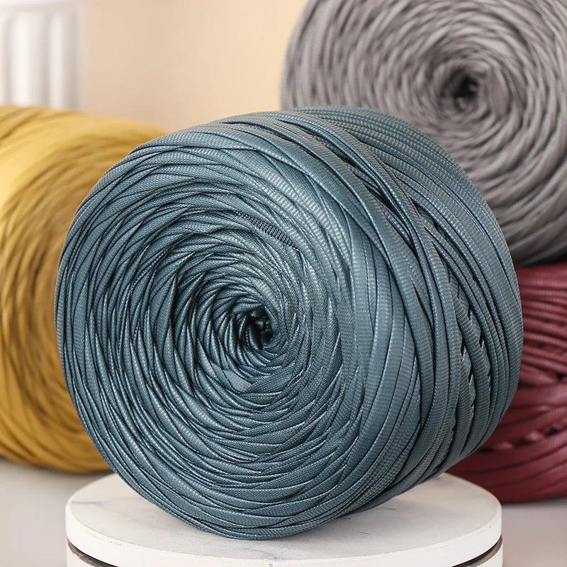Filo in pelle sintetica nappa opaca 200 g – Filo grosso per uncinetto / knitting, perfetto per borse, scarpe, decorazioni fai-da-te