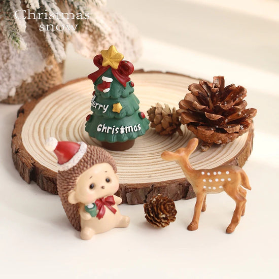 Decorazioni natalizie da scrivania 2025 ‒ set figurine Piccolo Babbo Natale + Alberello ornamentale per ufficio e casa
