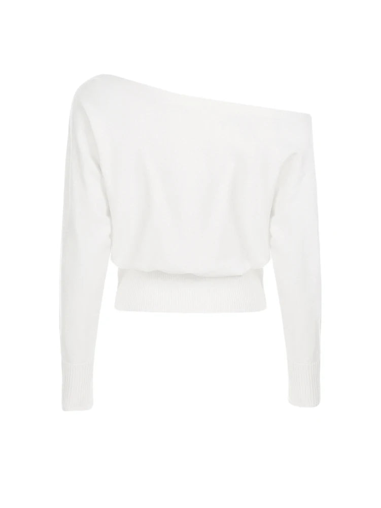 Maglione donna asimmetrico a collo alto e maniche lunghe