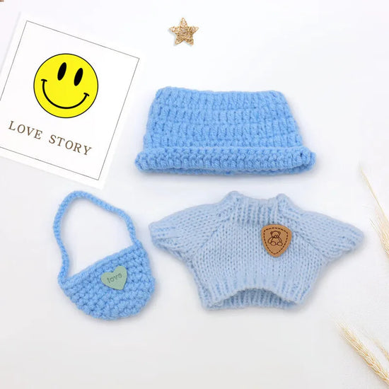 Set di abbigliamento lavorato a mano per bambola Labubu da 17 cm – Maglione, cappello e zaino