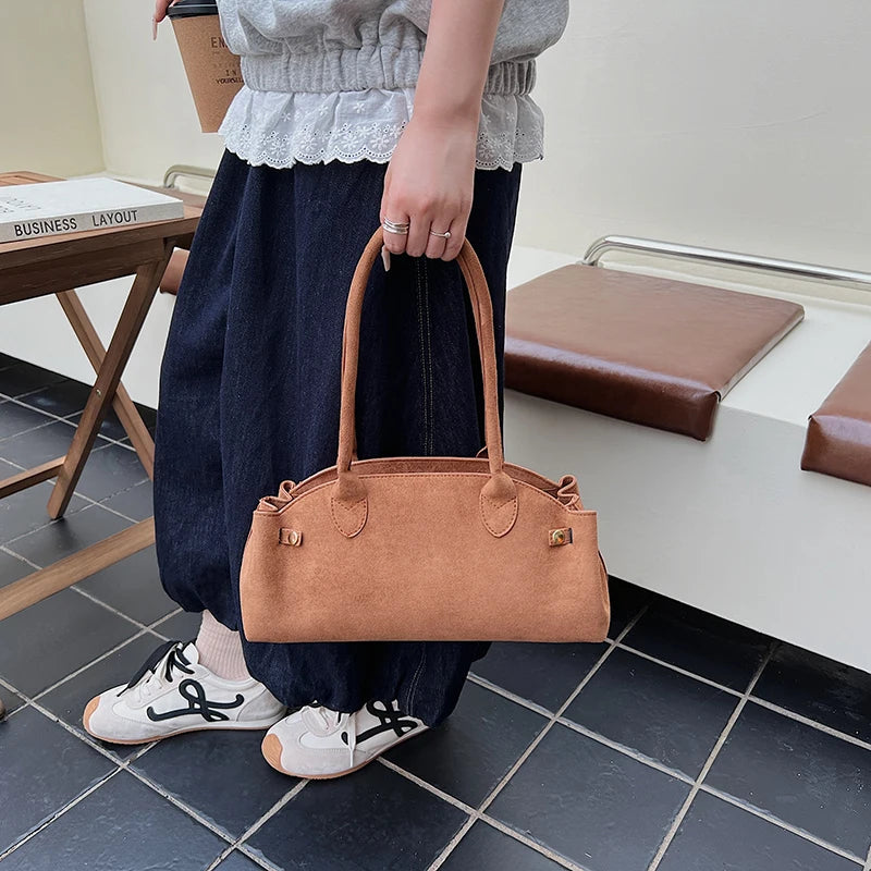 Borsa baguette tote in suede 2025 – stile underarm sofisticato, capiente e raffinato per donne commuter