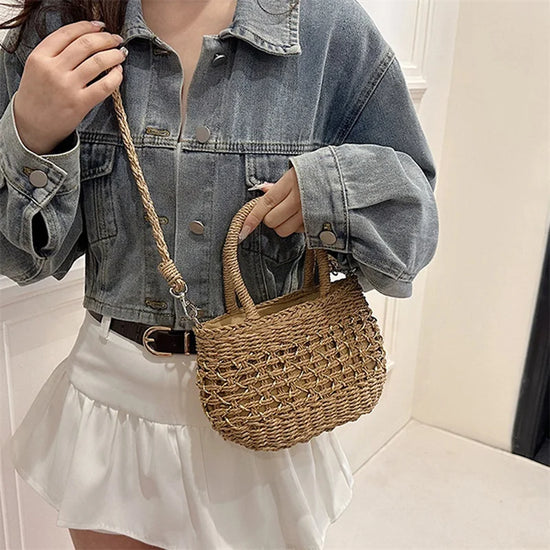 Borsa Piccola a Tracolla Donna in Paglia Intrecciata - Leggera e Trendy