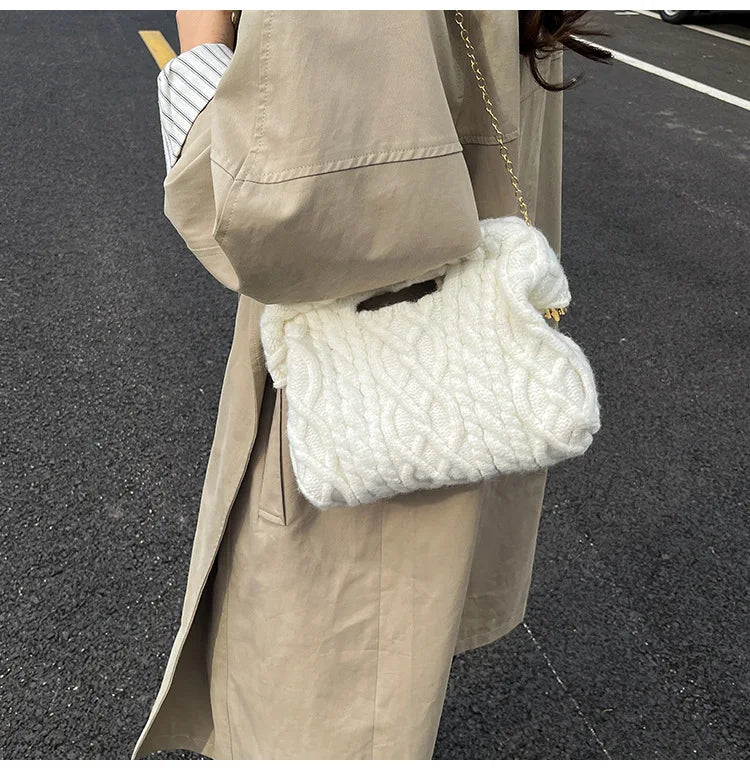 Borsa Crochet Donna Invernale – Crossbody Tricot con Catena e Texture Maglia