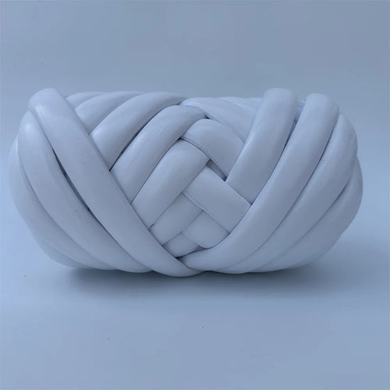 Filato mesh / ecopelle marshmallow per borse e uncinetto – opaco/lucido + pelle intrecciata artigianale