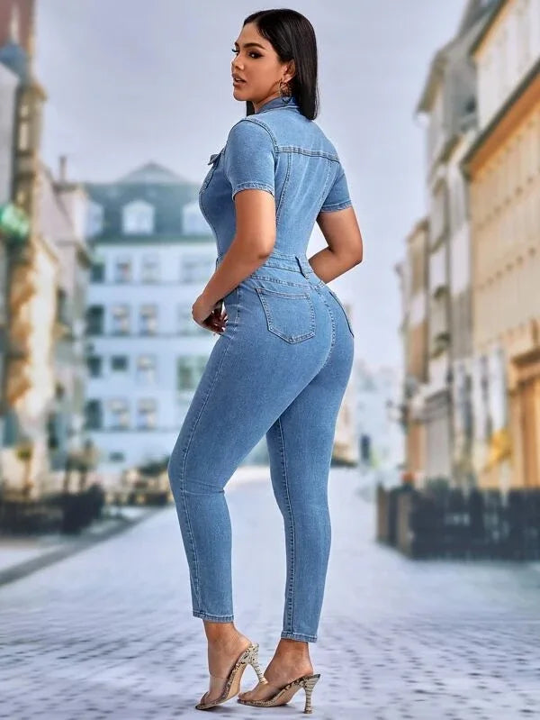 Jeans salopette skinny donna 2025 ‒ denim stretch blu con bottoni, jumpsuit casual con colletto a rever