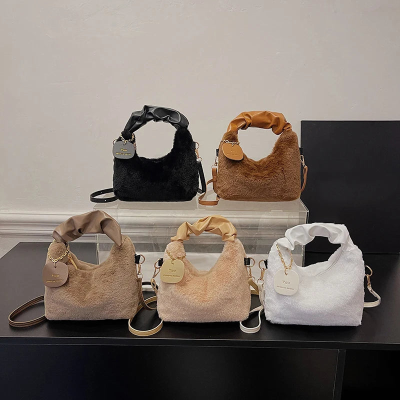 Borsa a mezzaluna in ecopelliccia donna – Hobo half-moon con manico arricciato e tracolla crossbody