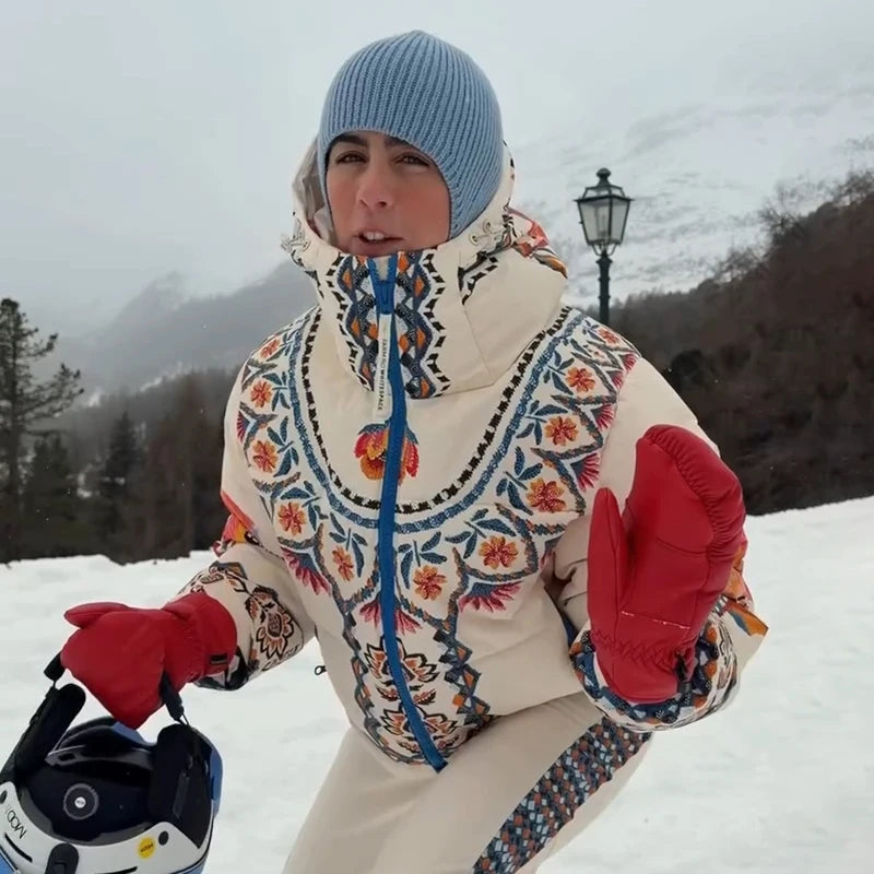 Tuta da neve donna con cappuccio, bianca o fantasia