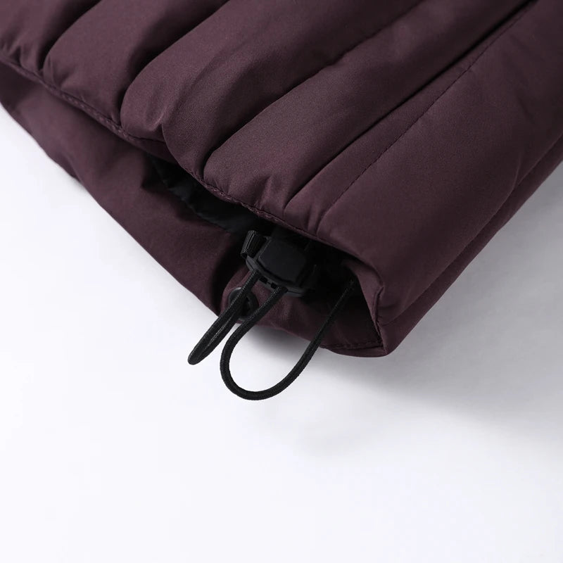 Abbigliamento neve donna: giacca, pantaloni o tuta