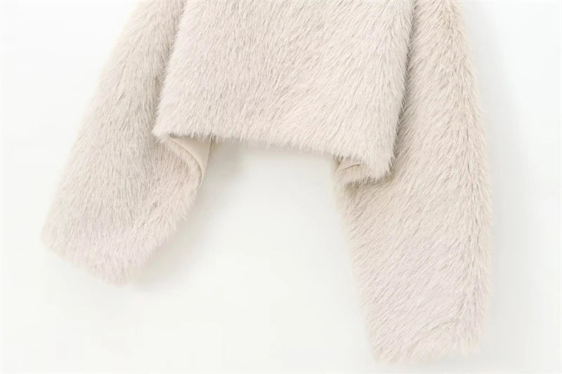 Maglia donna effetto pelliccia corta con girocollo
