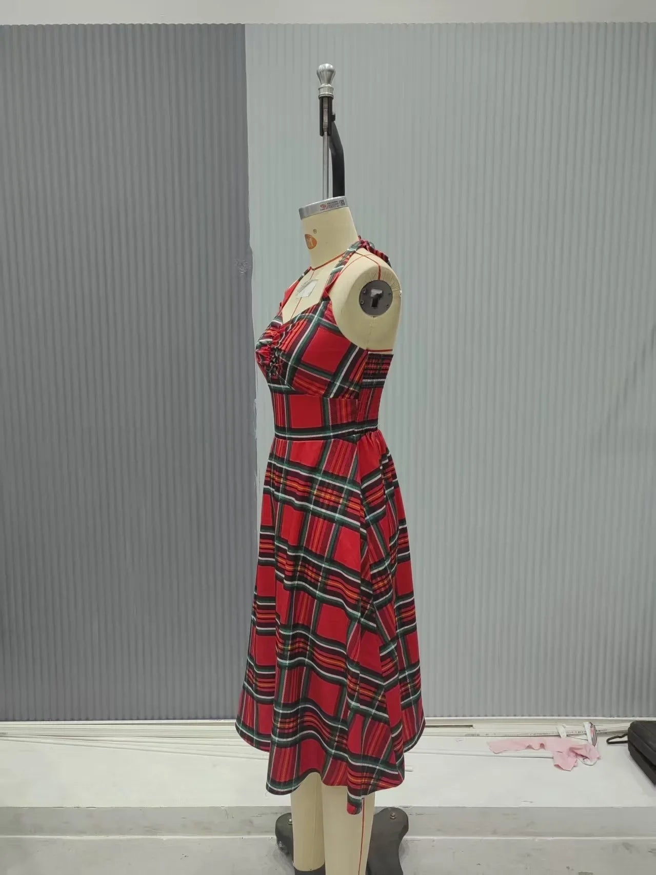 Abito donna autunno-inverno con motivo scozzese natalizio – manica lunga, vita regolare, stile elegante plaid rossa e verde