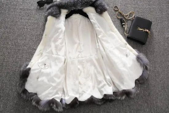 Cappotto lungo in pelliccia sintetica con cappuccio – giacca maxi donna calda e lussuosa per l'inverno 2025