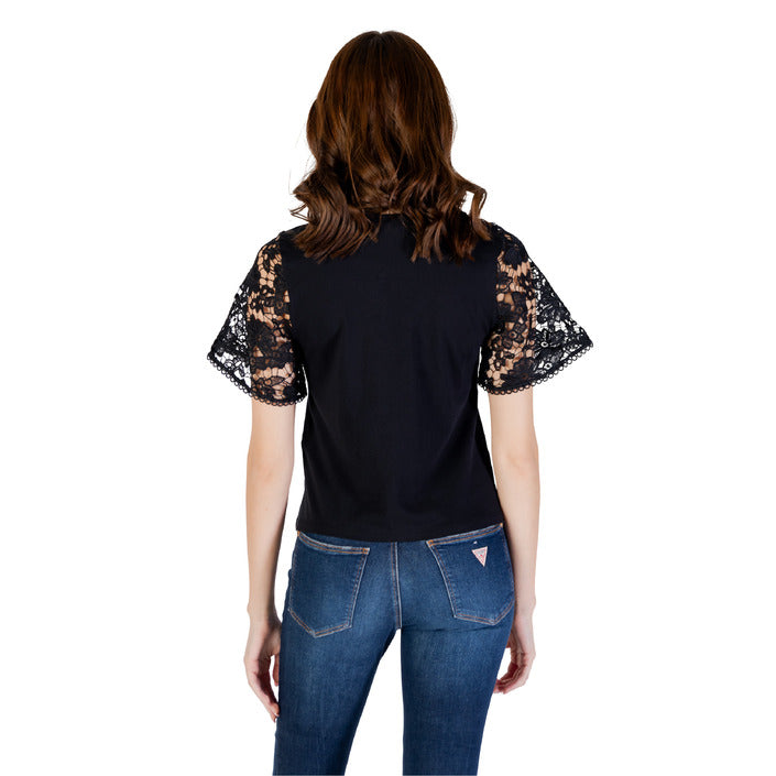 Top nero da donna in 100% cotone con maniche corte e scollo tondo, ideale per l'estate.