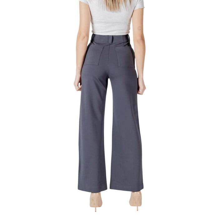 Calvin Klein Jeans Pantaloni Donna