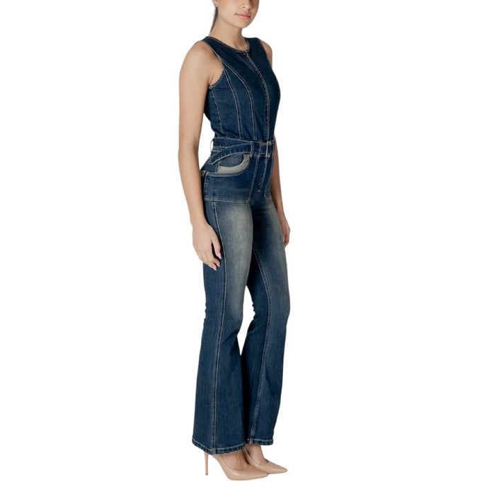 Desigual Jeans bootcut e a zampa tuta